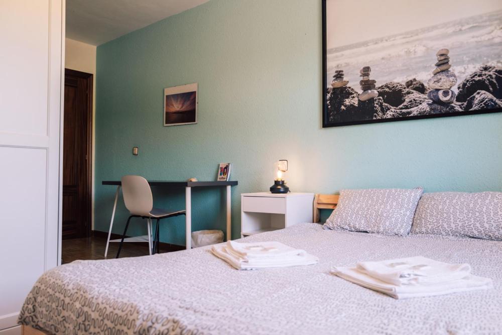Liquid Surfhouse Hostel Лангре Екстериор снимка